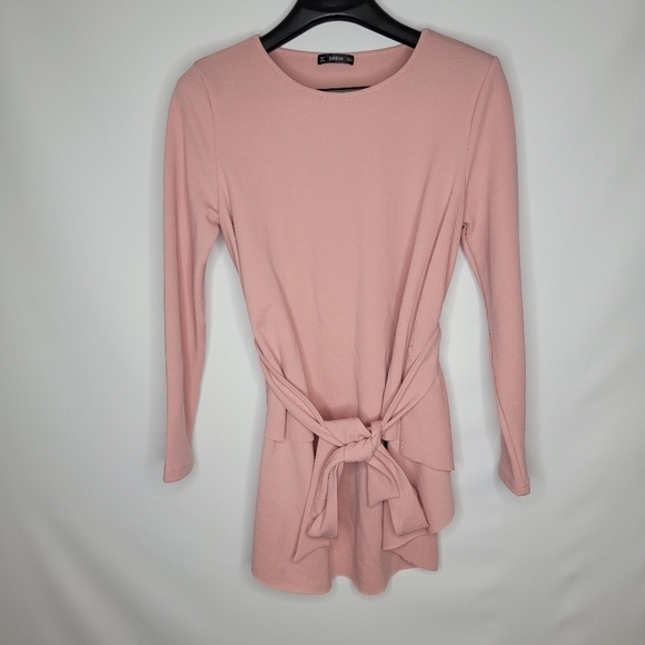 SHEIN Self Belted Dip Hem Top - Picture 3 of 15